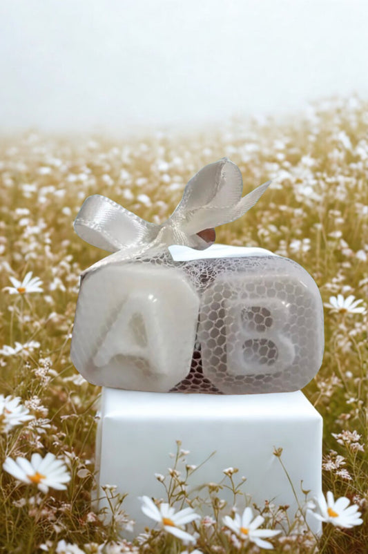 Bougie en forme de lettres et chiffres